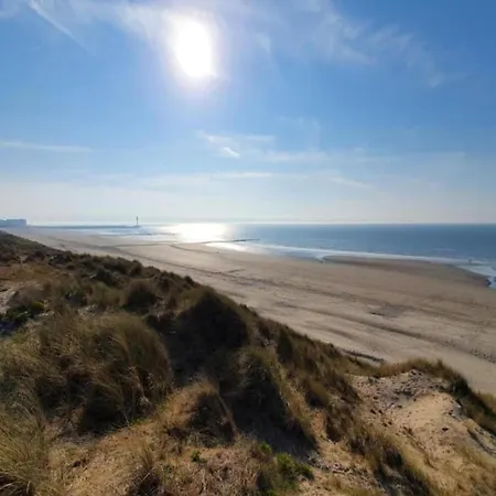 In With Dune Views, Cleaning Included Nieuwpoort